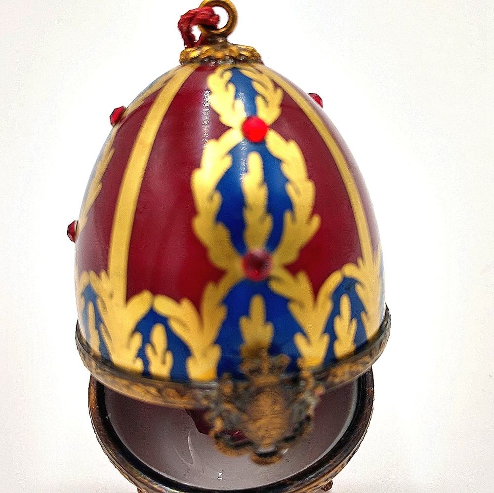 English Limoges Egg - Picture 5 of 7